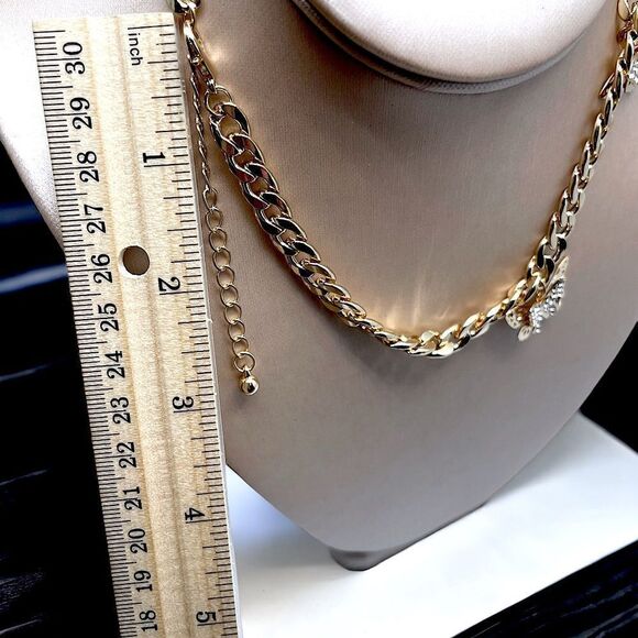 Dimensional Butterfly Gemstone Necklace l Gold Plate l 3” Extension l New - Picture 5 of 10